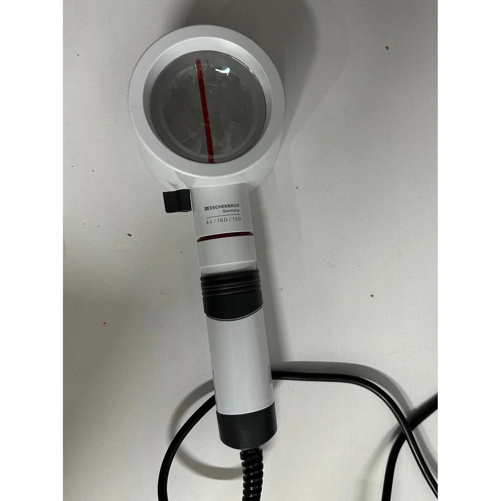 Eschenbach Germany 4x / 16D / 150 Illuminated Handheld Magnifier Light